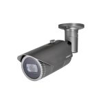 QNO‑8080R – Cámara Bullet IP 5MP IR con Lente Motorizado 3.2–10 mm - Imagen 2